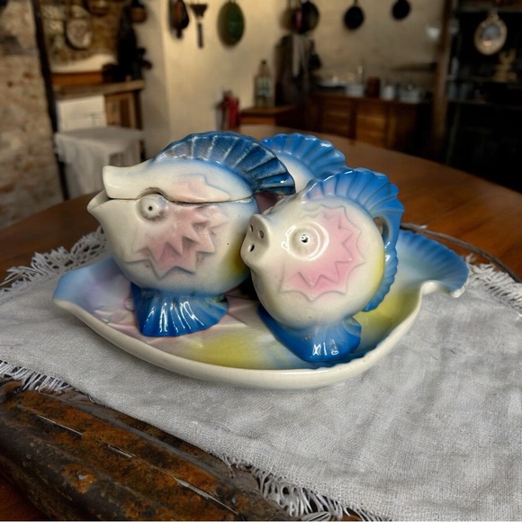 Vintage Kitsch Porcelain Fish Cruet Set 1950s 1960s - 5 Piece Set Tray Japan - Picture 3 of 14
